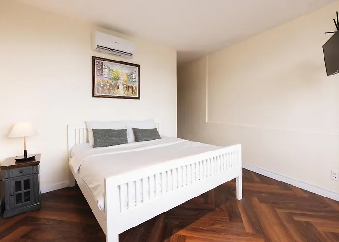 9 Hostel And Suites Ho Chi Minh City